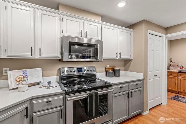 25700 46th Avenue NE, Arlington, WA 98223