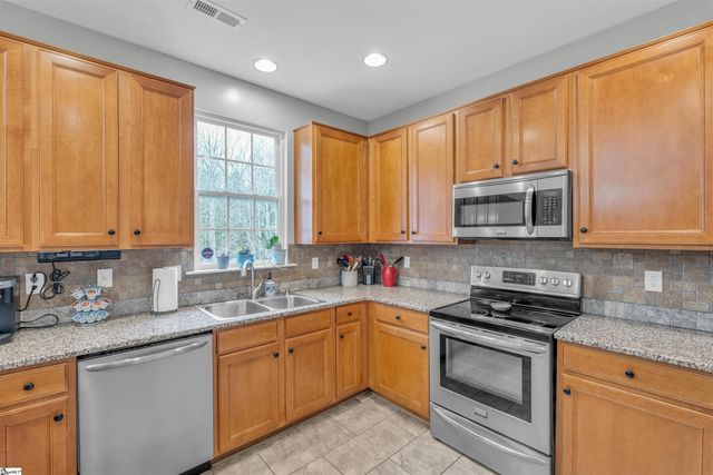 236 Garfield Lane, Simpsonville, SC 29681