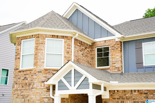 1368 N WYNLAKE DRIVE, Alabaster, AL 35007