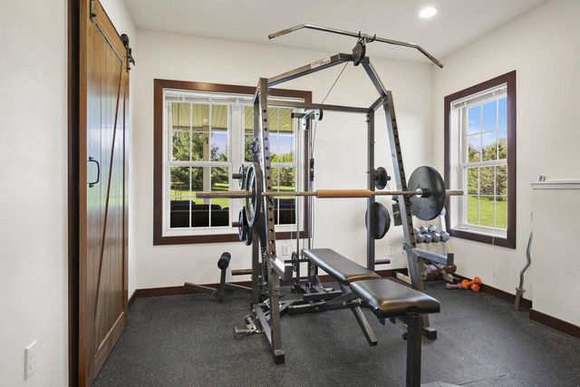 245 Stone Bridge Circle, Deerfield, WI 53531