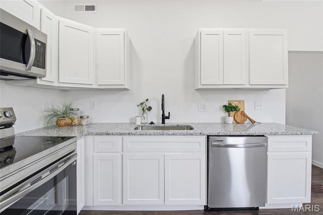 508 S 2nd Street, De Soto, MO 63020