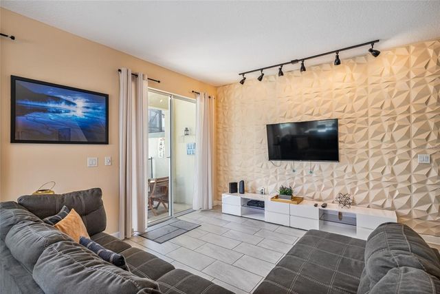 4800 MEMORIES LANE, Kissimmee, FL 34746