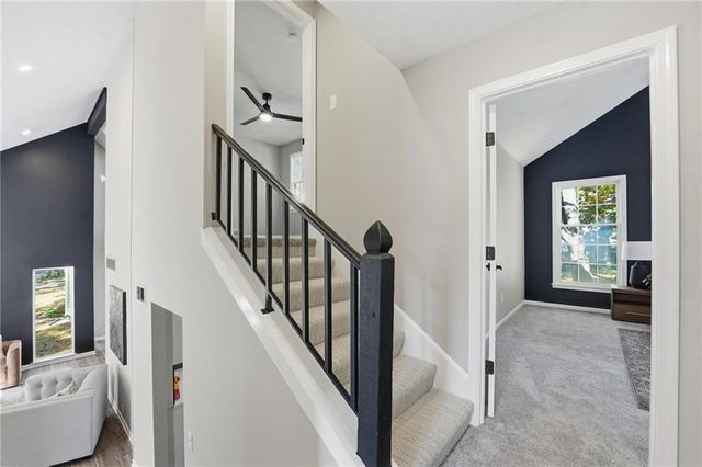 7904 Rosehill Road, Lenexa, KS 66215