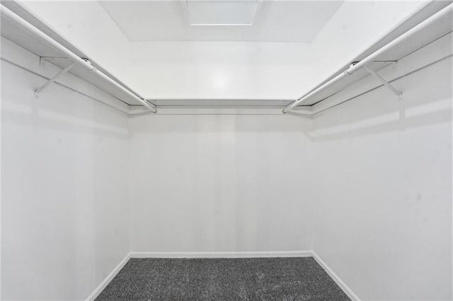 7904 Rosehill Road, Lenexa, KS 66215