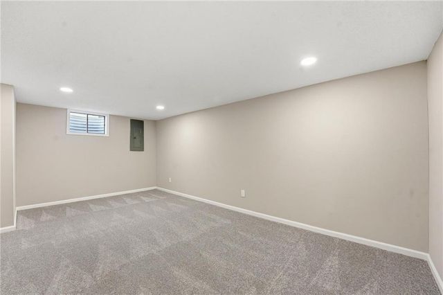 7904 Rosehill Road, Lenexa, KS 66215