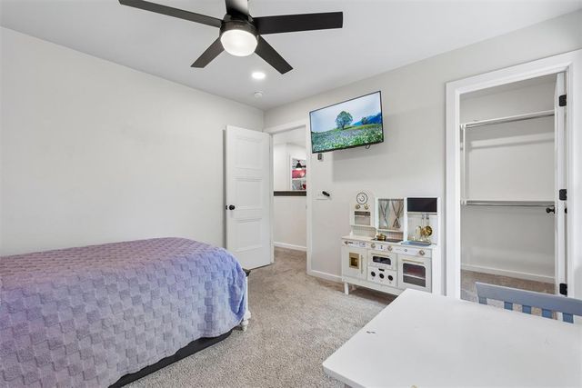 9025 E Charter Oak Road, Guthrie, OK 73044