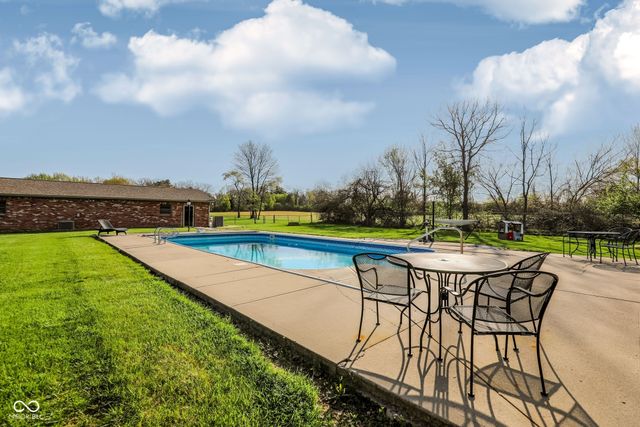 11025 McLaughlin Lane, Mooresville, IN 46158