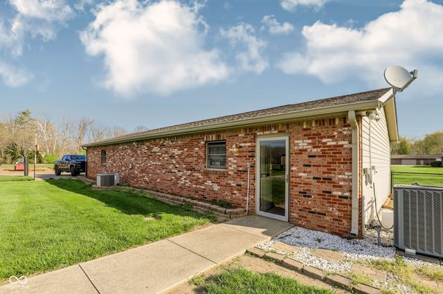 11025 McLaughlin Lane, Mooresville, IN 46158
