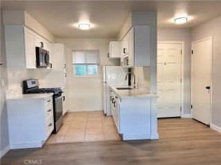 7010 Jordan 8, Canoga Park, CA 91303
