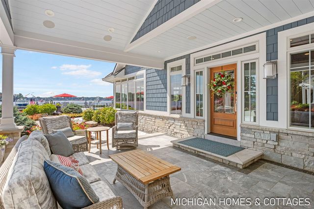 229 Norwood Avenue, Holland, MI 49424