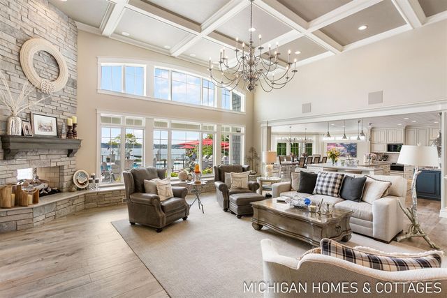 229 Norwood Avenue, Holland, MI 49424