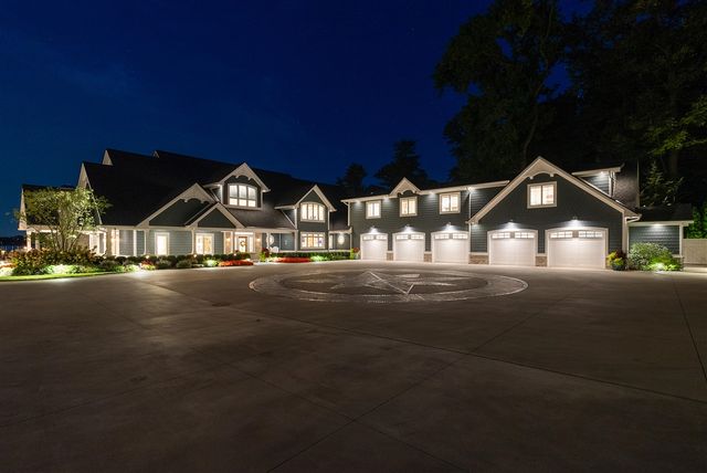 229 Norwood Avenue, Holland, MI 49424