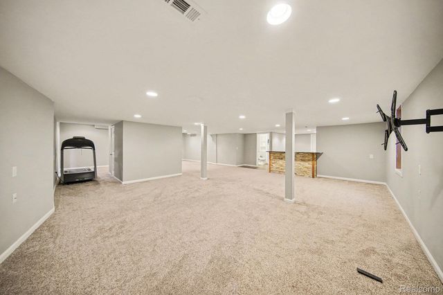 7586 Haverhill Lane, Canton Charter Township, MI 48187