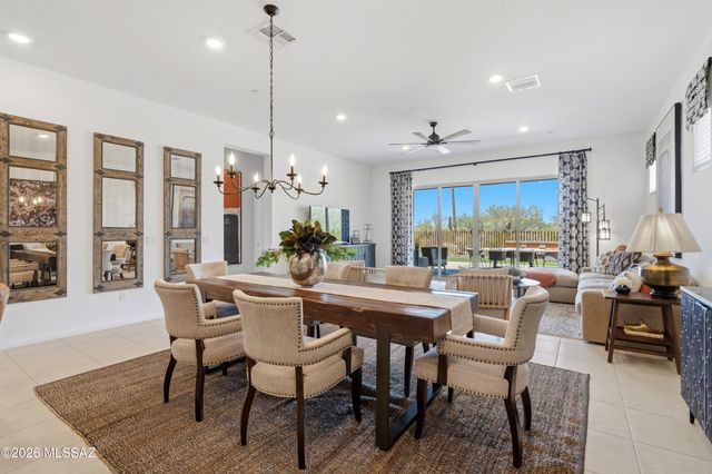 6570 W Winding Knoll Place, Marana, AZ 85658