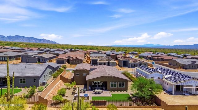 6570 W Winding Knoll Place, Marana, AZ 85658