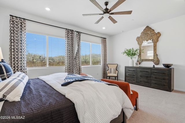 6570 W Winding Knoll Place, Marana, AZ 85658
