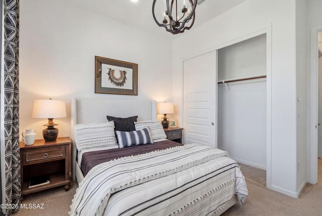 6570 W Winding Knoll Place, Marana, AZ 85658