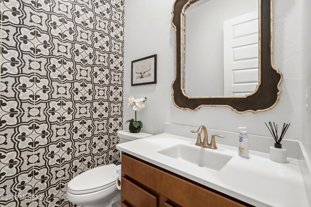 6570 W Winding Knoll Place, Marana, AZ 85658