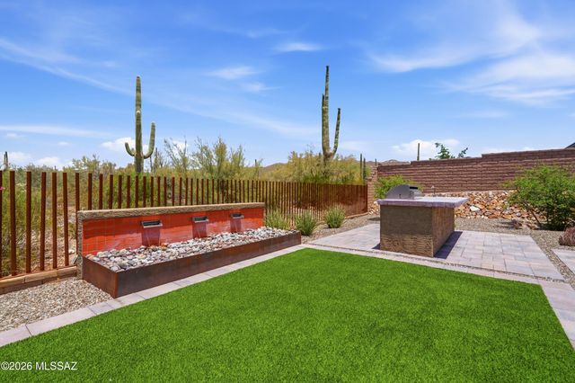 6570 W Winding Knoll Place, Marana, AZ 85658