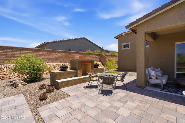 6570 W Winding Knoll Place, Marana, AZ 85658
