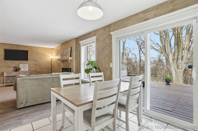 3009 S Ash Avenue, Broken Arrow, OK 74012