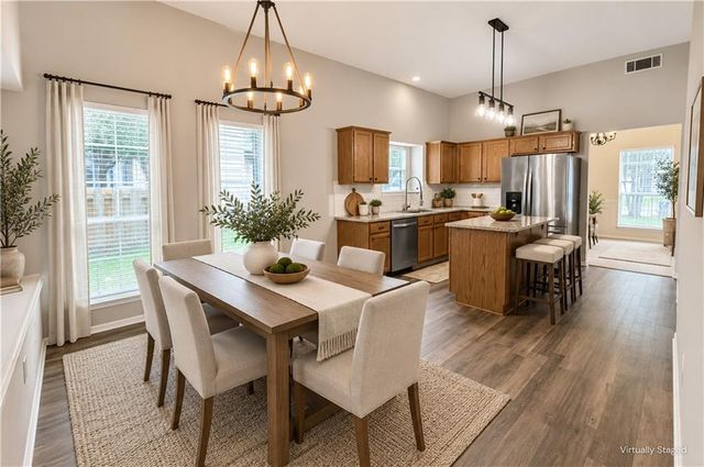 10950 Pinehigh Drive, Alpharetta, GA 30022