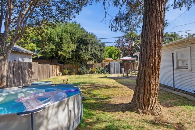 1427 W Willow St, Stockton, CA 95203