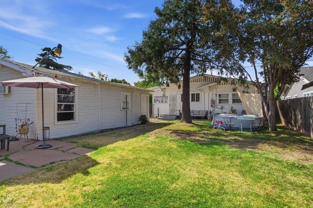 1427 W Willow St, Stockton, CA 95203