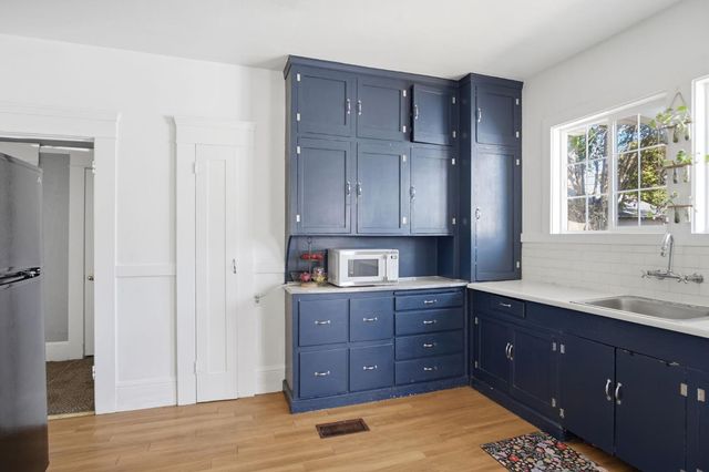 1427 W Willow St, Stockton, CA 95203
