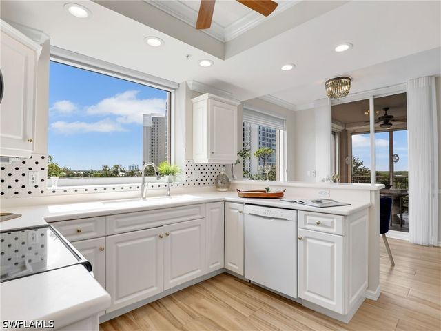 1001 Arbor Lake DR 301, Naples, FL 34110
