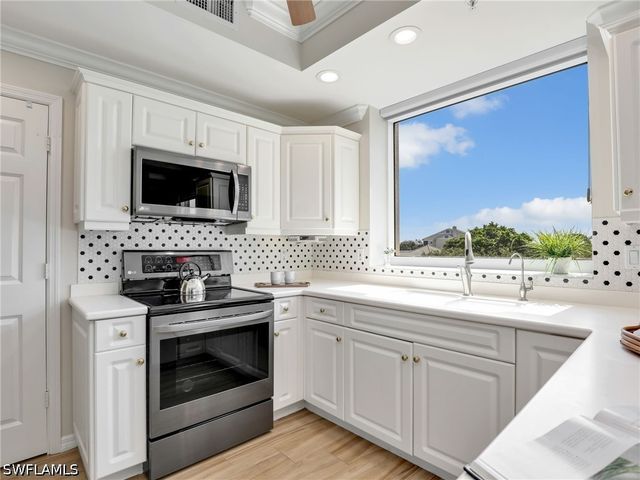 1001 Arbor Lake DR 301, Naples, FL 34110