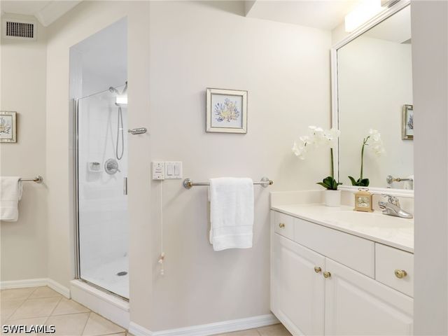 1001 Arbor Lake DR 301, Naples, FL 34110