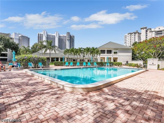 1001 Arbor Lake DR 301, Naples, FL 34110