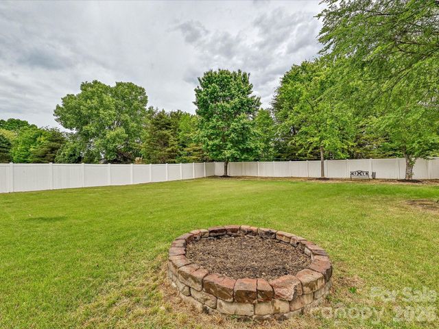 8007 Magna Lane, Indian Trail, NC 28079