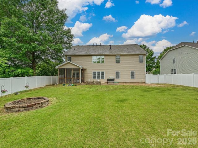 8007 Magna Lane, Indian Trail, NC 28079