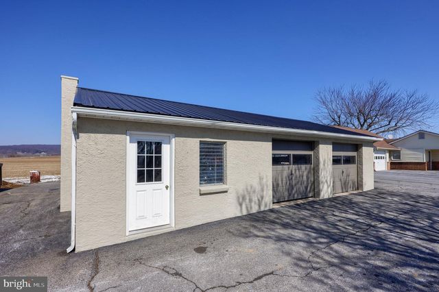 5097 OLD PHILADELPHIA PIKE, Kinzers, PA 17535