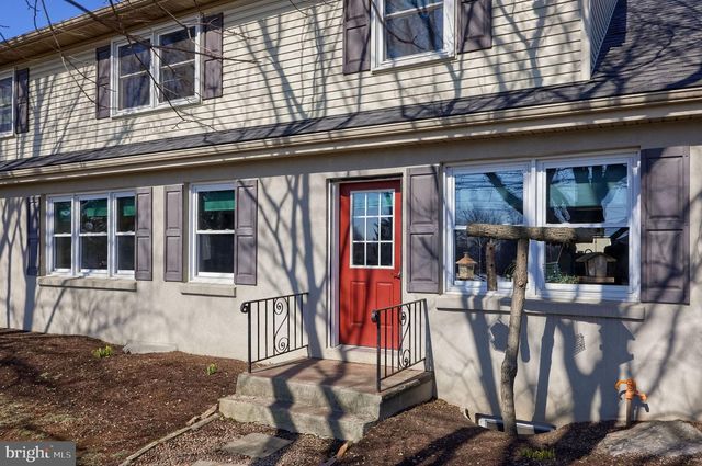 5097 OLD PHILADELPHIA PIKE, Kinzers, PA 17535