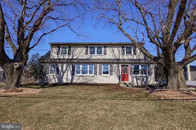 5097 OLD PHILADELPHIA PIKE, Kinzers, PA 17535