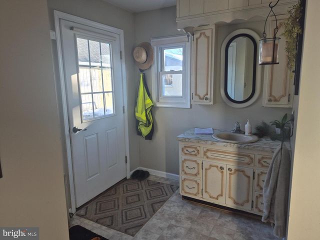 5097 OLD PHILADELPHIA PIKE, Kinzers, PA 17535