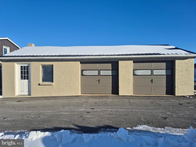 5097 OLD PHILADELPHIA PIKE, Kinzers, PA 17535