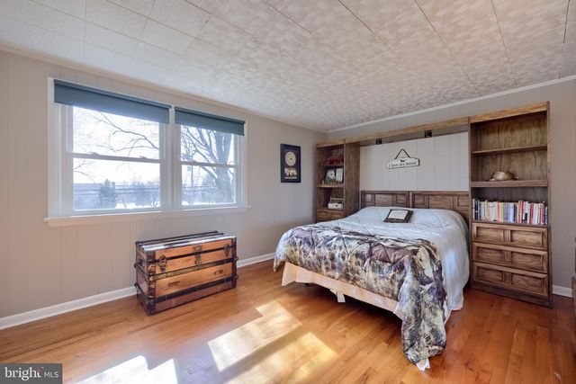 5097 OLD PHILADELPHIA PIKE, Kinzers, PA 17535