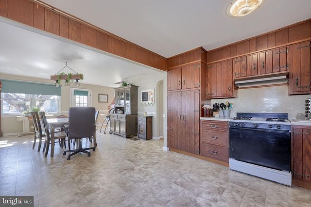 5097 OLD PHILADELPHIA PIKE, Kinzers, PA 17535