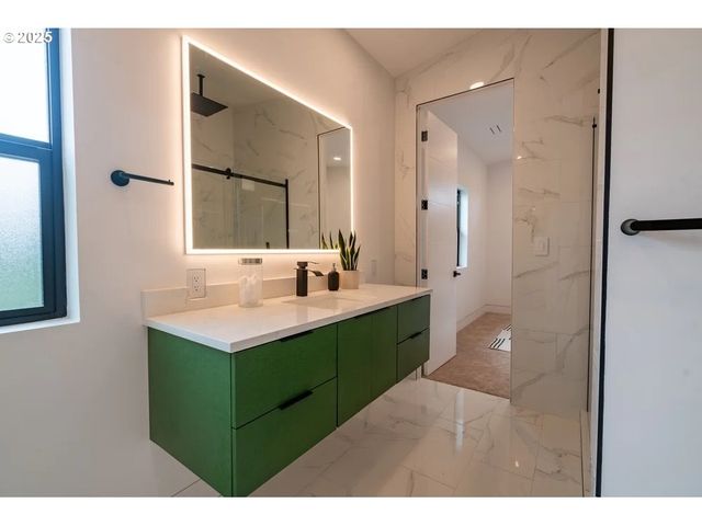 Jeans Rd, Veneta, OR 97487