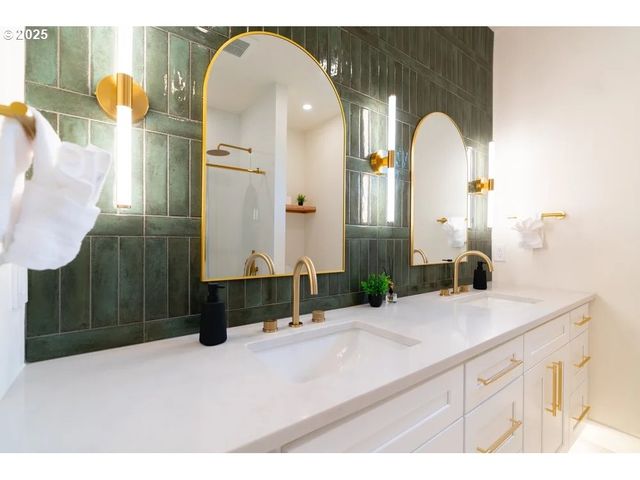 Jeans Rd, Veneta, OR 97487