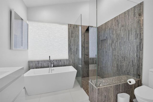 5835 NW 42nd Terrace, Boca Raton, FL 33496