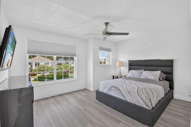 5835 NW 42nd Terrace, Boca Raton, FL 33496