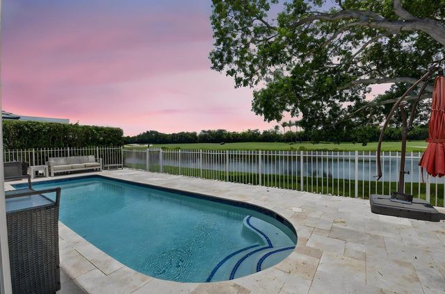 5835 NW 42nd Terrace, Boca Raton, FL 33496