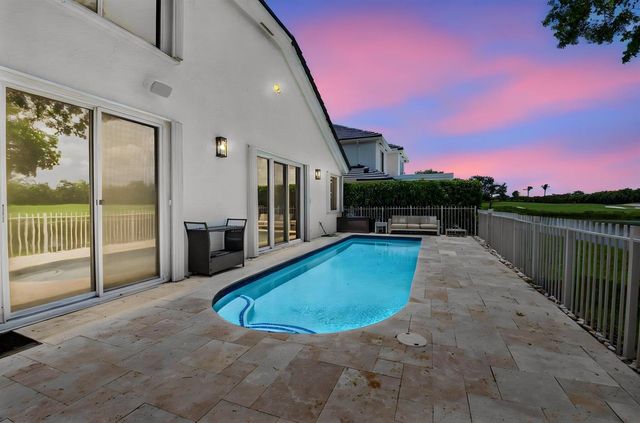 5835 NW 42nd Terrace, Boca Raton, FL 33496