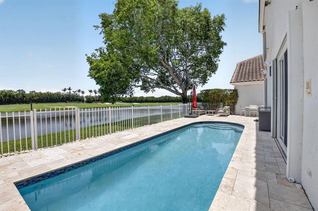 5835 NW 42nd Terrace, Boca Raton, FL 33496