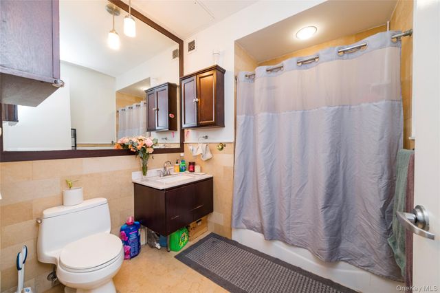 25 Leroy Place 501, New Rochelle, NY 10805